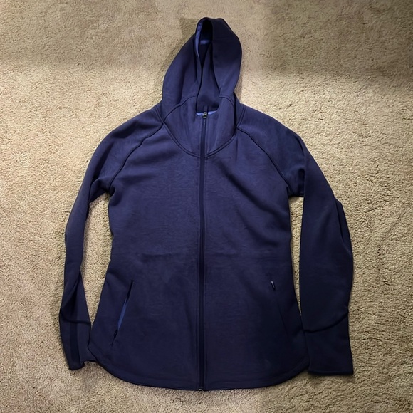 The North Face Jacket - Picture 1 of 2